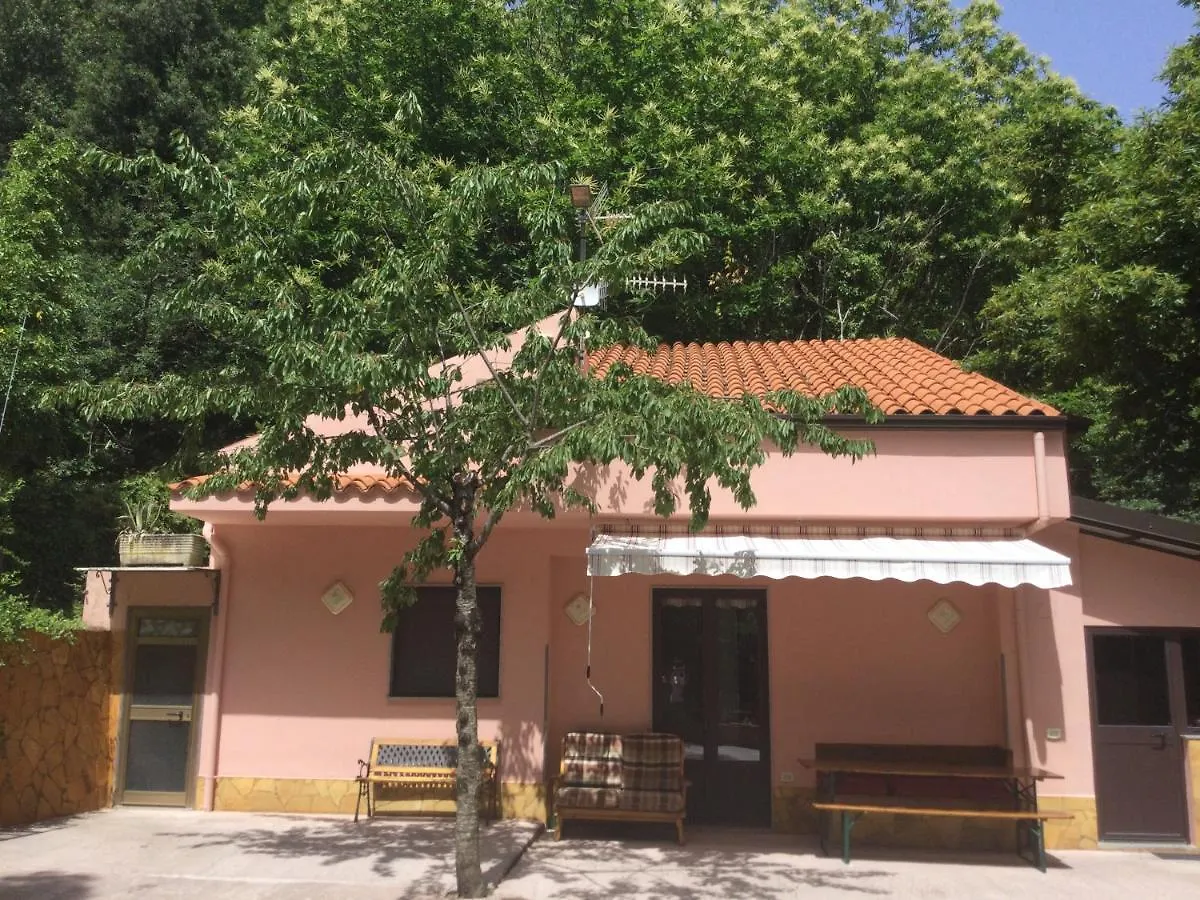 La Casetta nel Bosco per Turisti Castelbuono